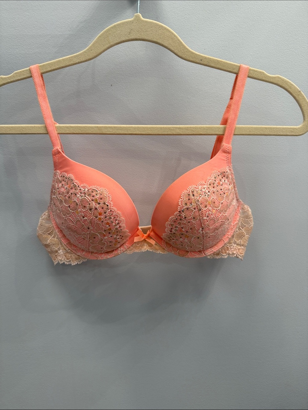 Coral Lace Push-Up Bra - Women Intimates